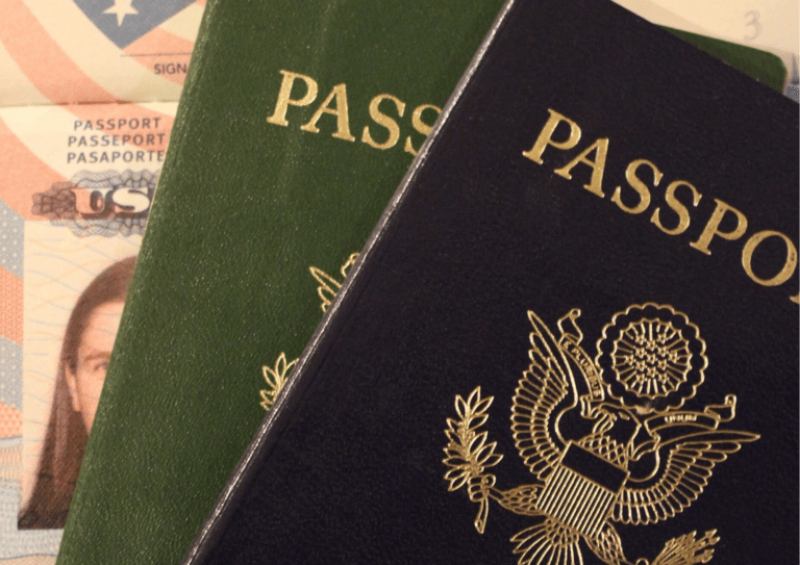 Další pas a trvalý pobyt pro případ, že půjde o hodně: Za jak dlouho, kde a za kolik?